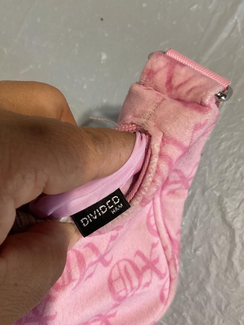 Pink Logo-Print Shoulder Bag - Picture 4 of 6